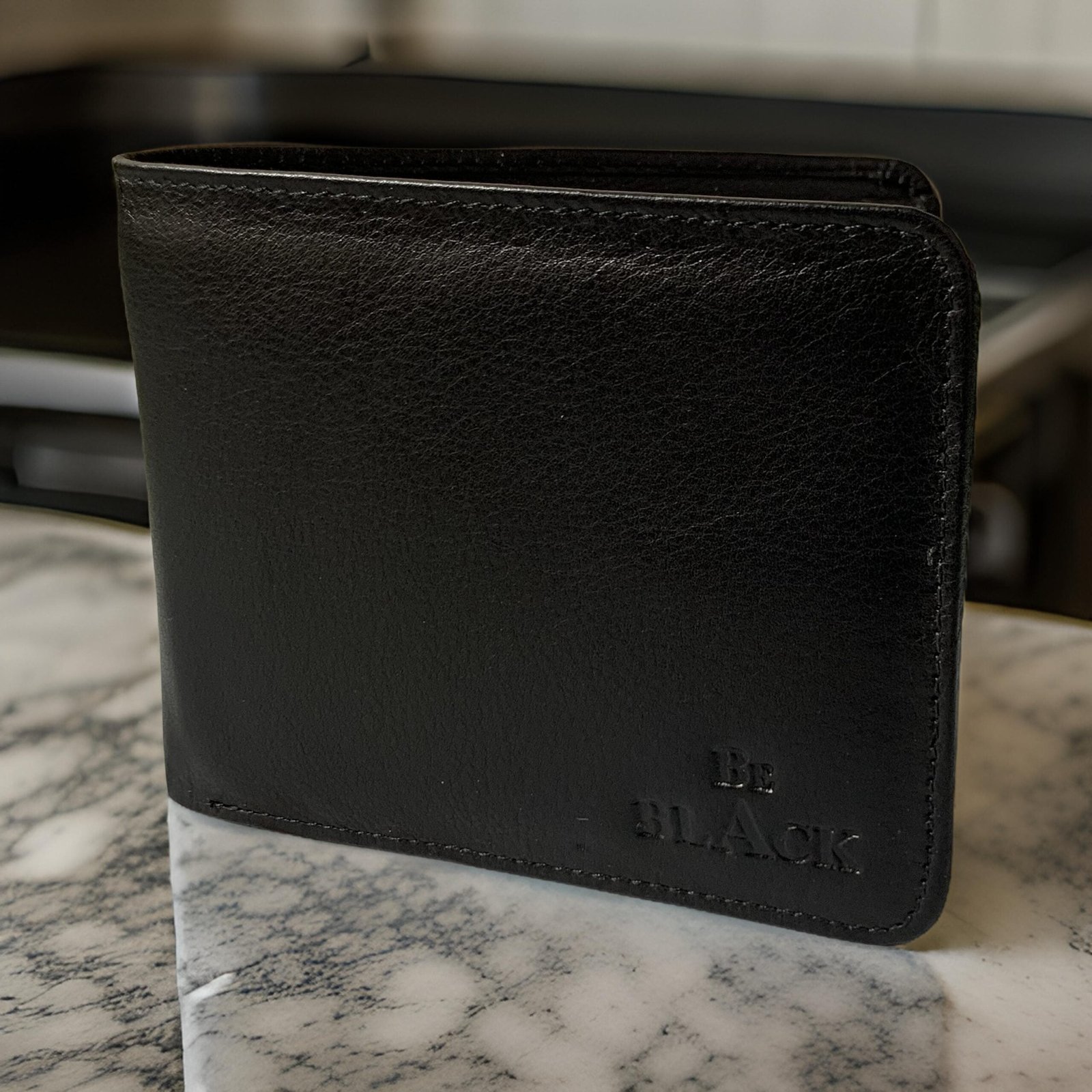 Men's black wallet